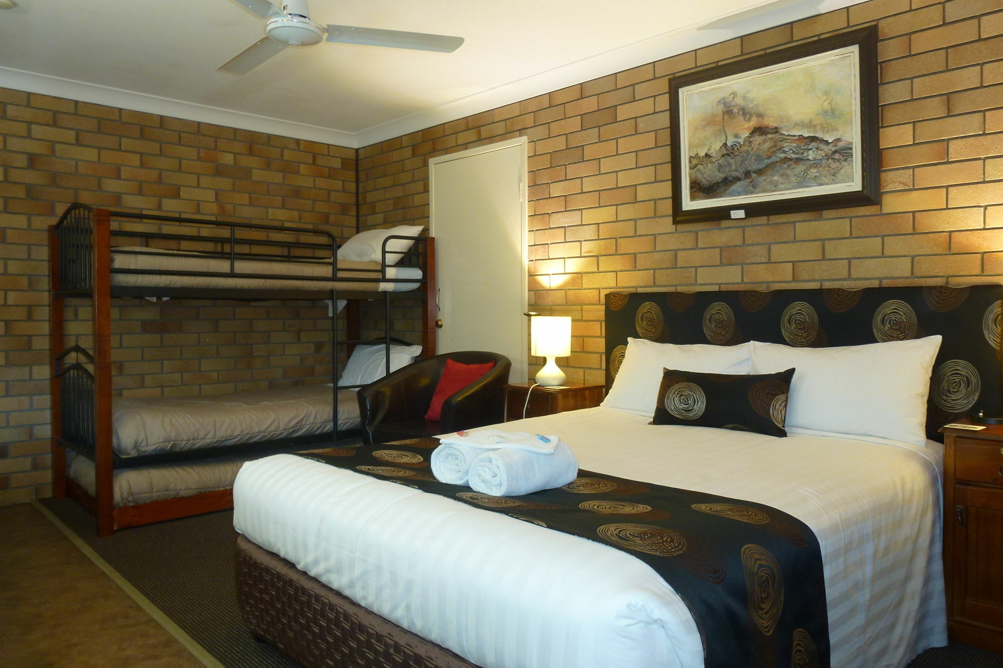 וורוויק City View Motel מראה חיצוני תמונה